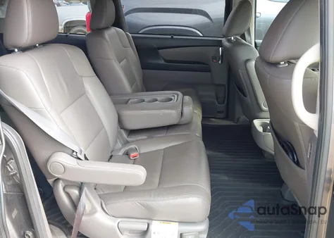 2015 Honda Odyssey Touring/Touring Elite из США, поврежденный, VIN 5FNRL5H97FB060981